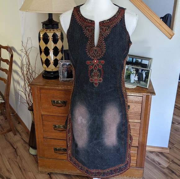 VINTAGE by JORDACHE Embroidered Denim Dress - Picture 4 of 13